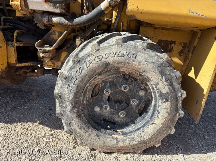 image for item DX8063 Vermeer LM-40 trencher