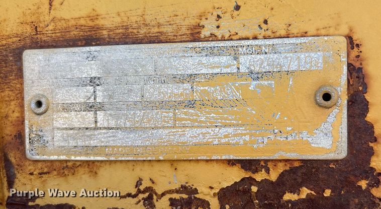 image for item DX8063 Vermeer LM-40 trencher