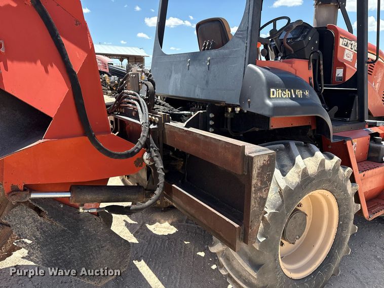image for item DX8066 2006 Ditch Witch RT115 rock saw