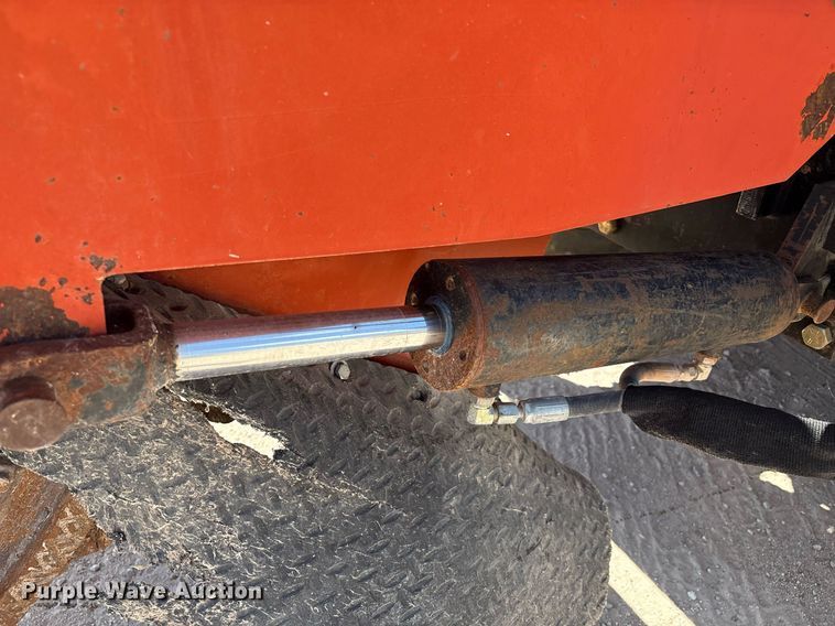 image for item DX8066 2006 Ditch Witch RT115 rock saw