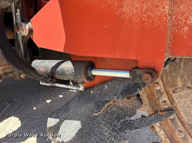 image for item DX8066 2006 Ditch Witch RT115 rock saw