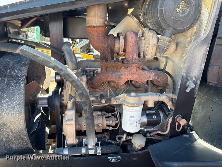 image for item DX8066 2006 Ditch Witch RT115 rock saw