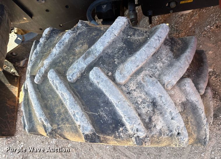 image for item DX8066 2006 Ditch Witch RT115 rock saw