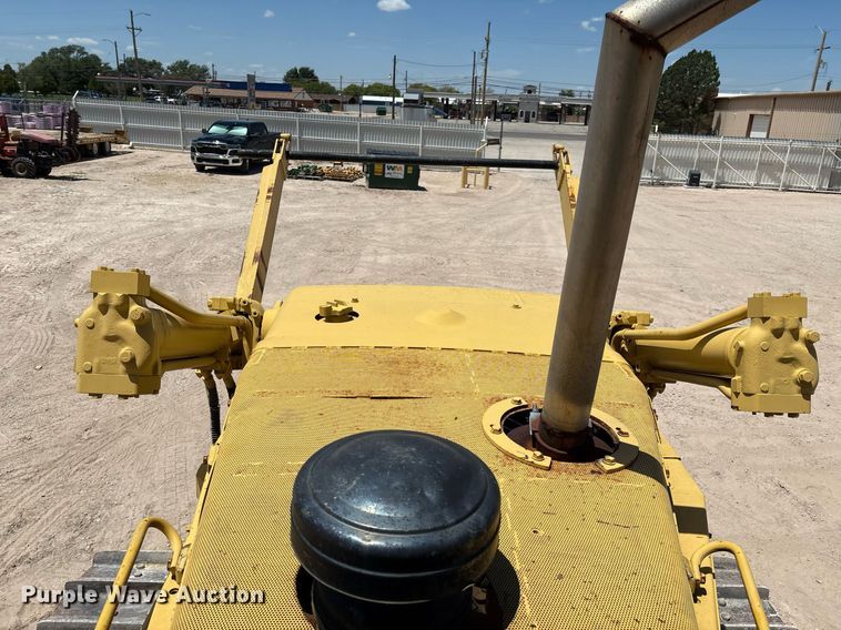 image for item DX8067 Komatsu D85P cable plow