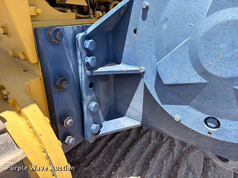image for item DX8067 Komatsu D85P cable plow