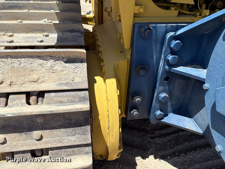 image for item DX8067 Komatsu D85P cable plow