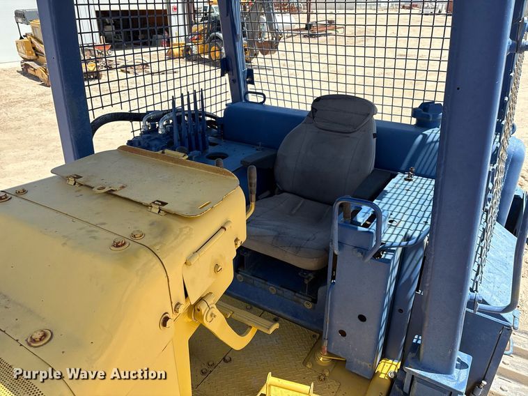 image for item DX8067 Komatsu D85P cable plow