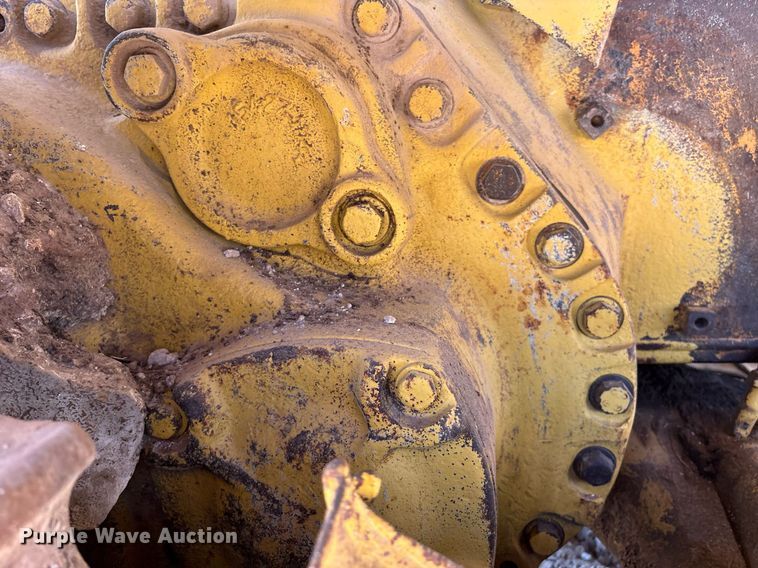 image for item DX8067 Komatsu D85P cable plow