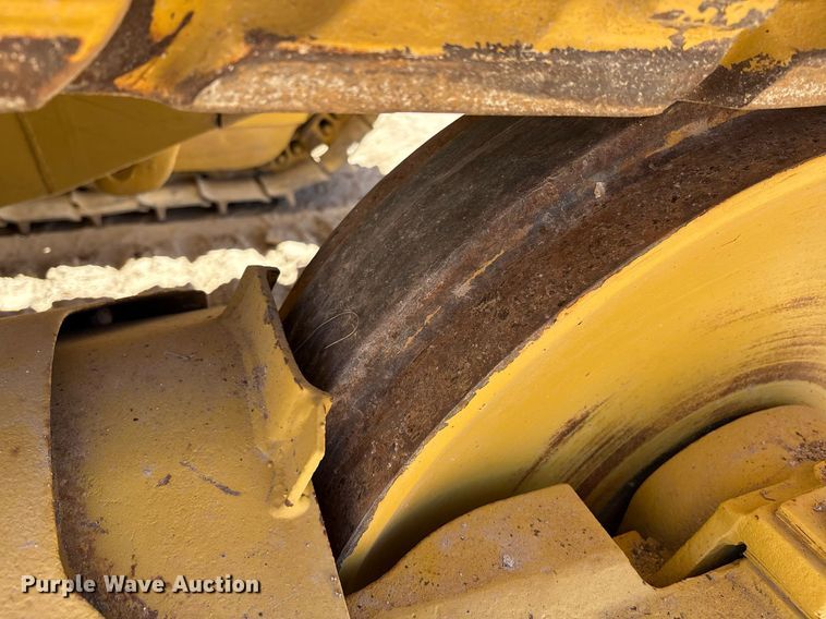 image for item DX8067 Komatsu D85P cable plow