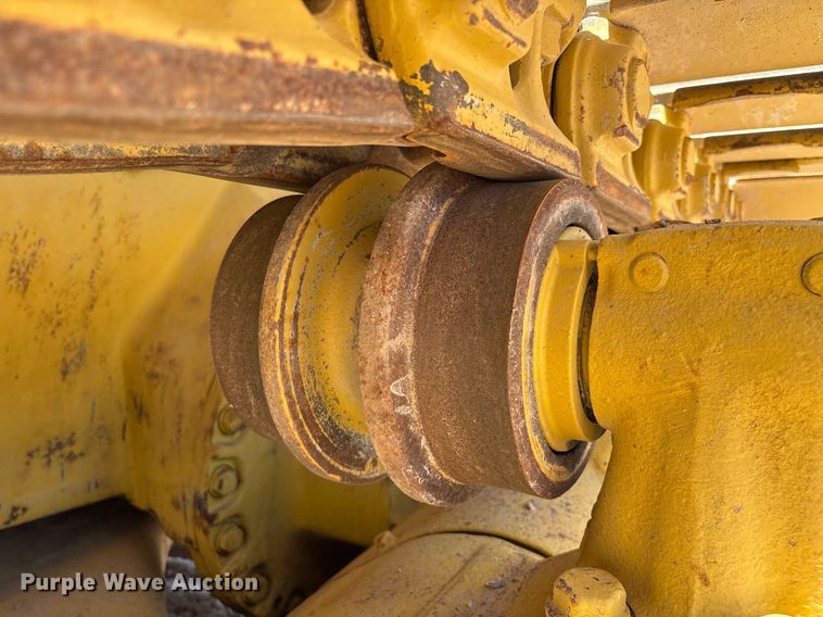 image for item DX8067 Komatsu D85P cable plow