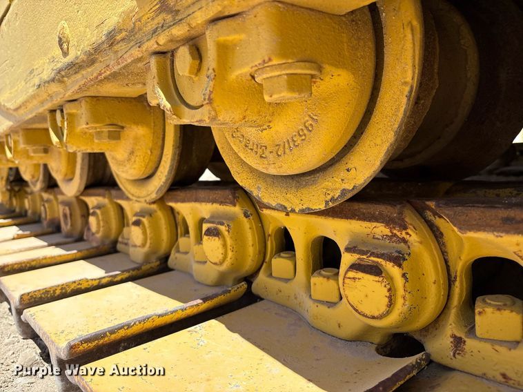 image for item DX8067 Komatsu D85P cable plow