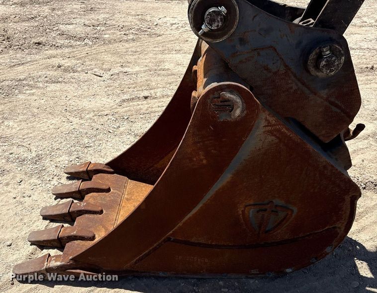 image for item DX8068 2015 Bobcat E85 mini excavator