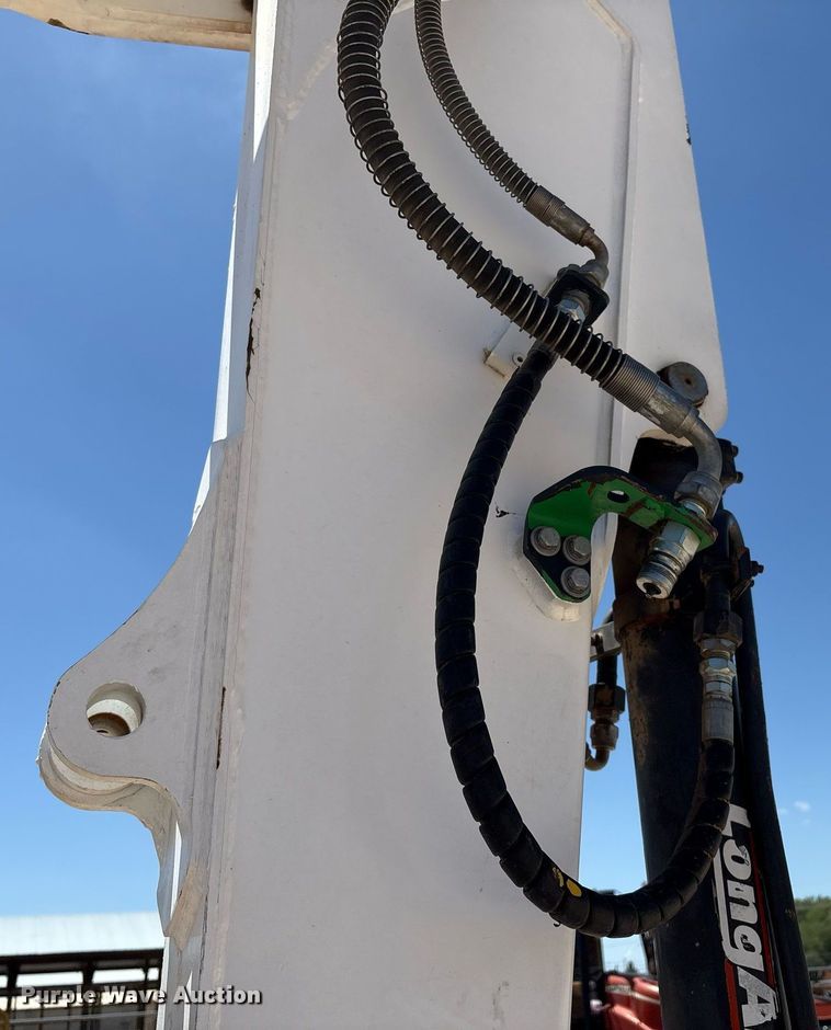 image for item DX8068 2015 Bobcat E85 mini excavator