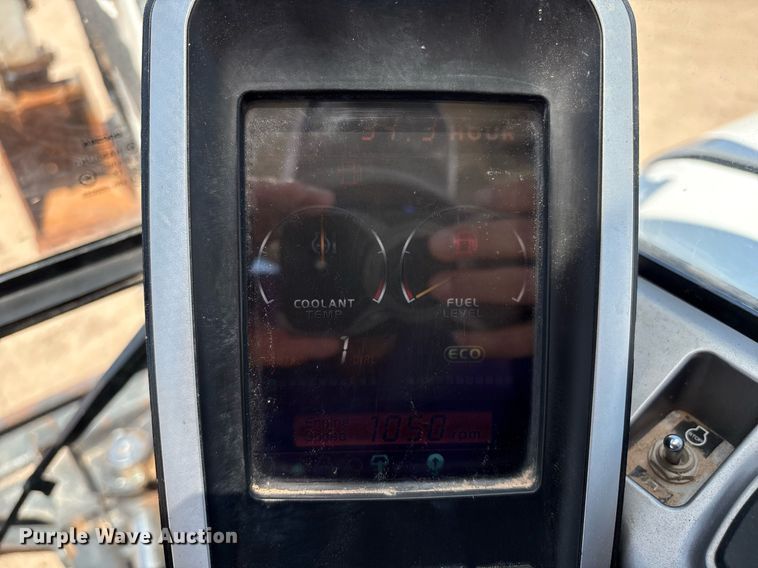 image for item DX8068 2015 Bobcat E85 mini excavator