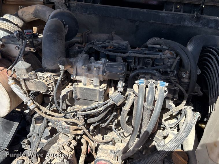 image for item DX8068 2015 Bobcat E85 mini excavator