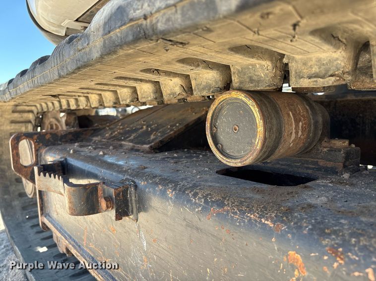 image for item DX8068 2015 Bobcat E85 mini excavator