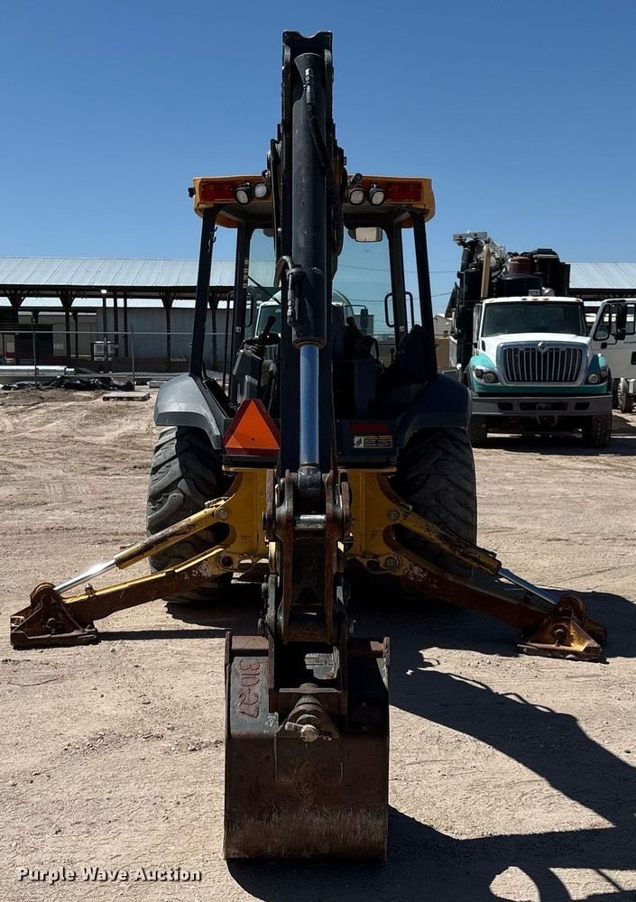 image for item DX8073 2018 John Deere 310SL backhoe