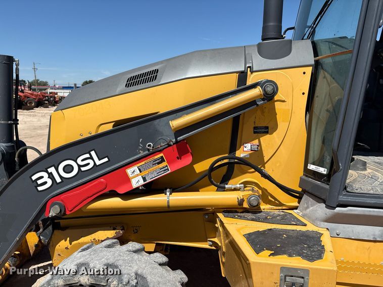 image for item DX8073 2018 John Deere 310SL backhoe