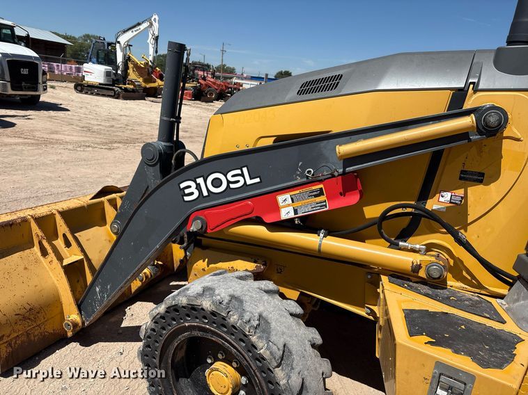 image for item DX8073 2018 John Deere 310SL backhoe
