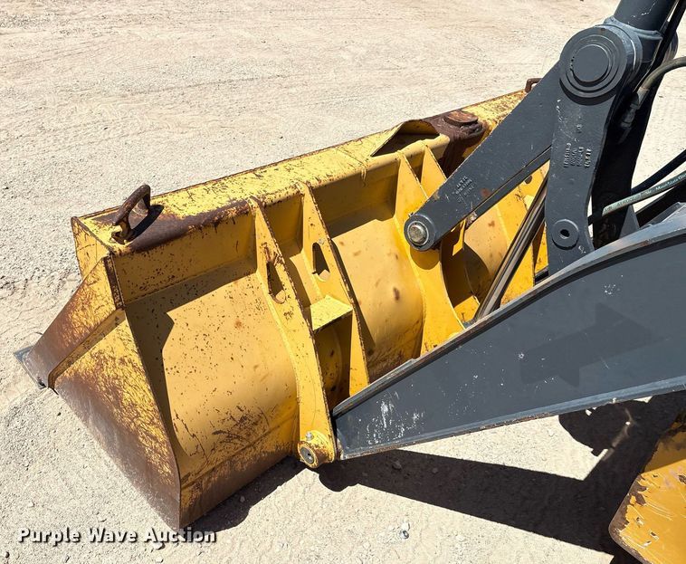 image for item DX8073 2018 John Deere 310SL backhoe