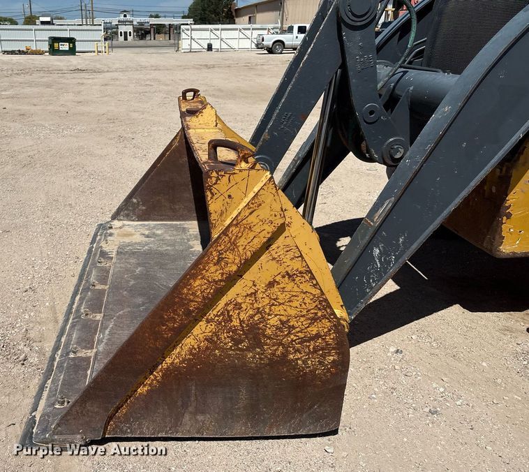 image for item DX8073 2018 John Deere 310SL backhoe