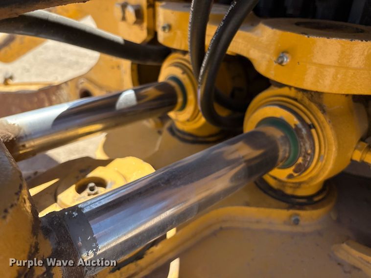 image for item DX8073 2018 John Deere 310SL backhoe