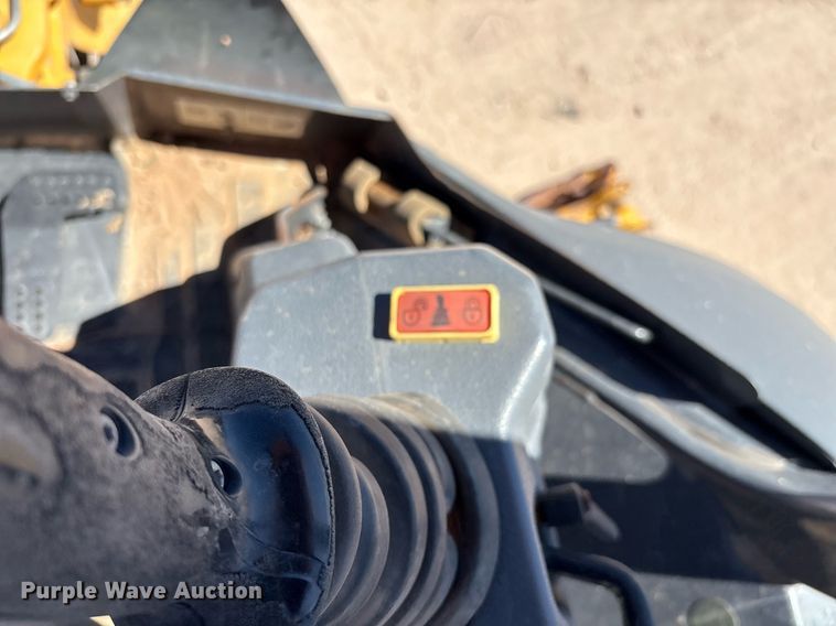 image for item DX8073 2018 John Deere 310SL backhoe