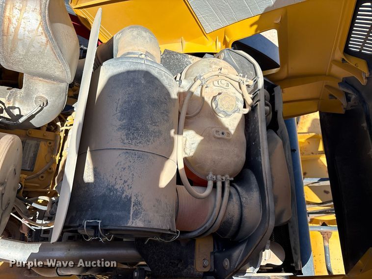 image for item DX8073 2018 John Deere 310SL backhoe