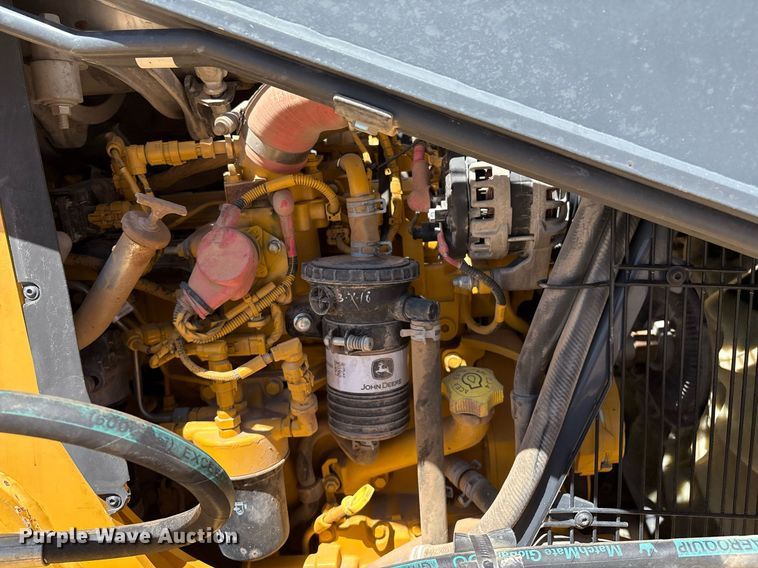 image for item DX8073 2018 John Deere 310SL backhoe