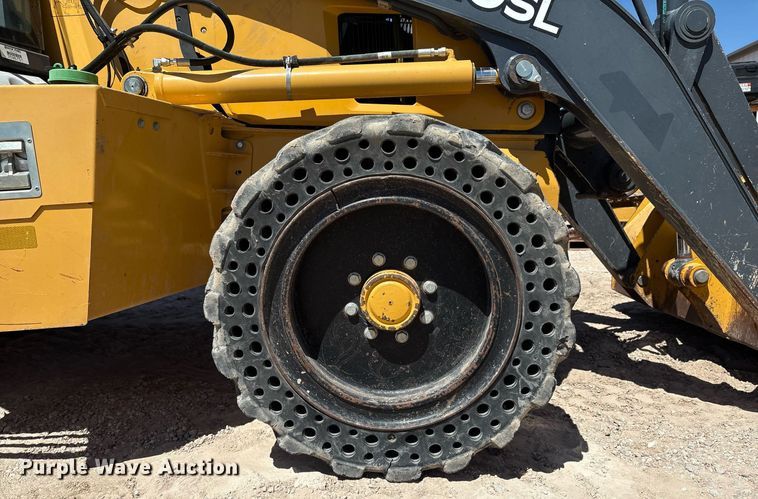 image for item DX8073 2018 John Deere 310SL backhoe