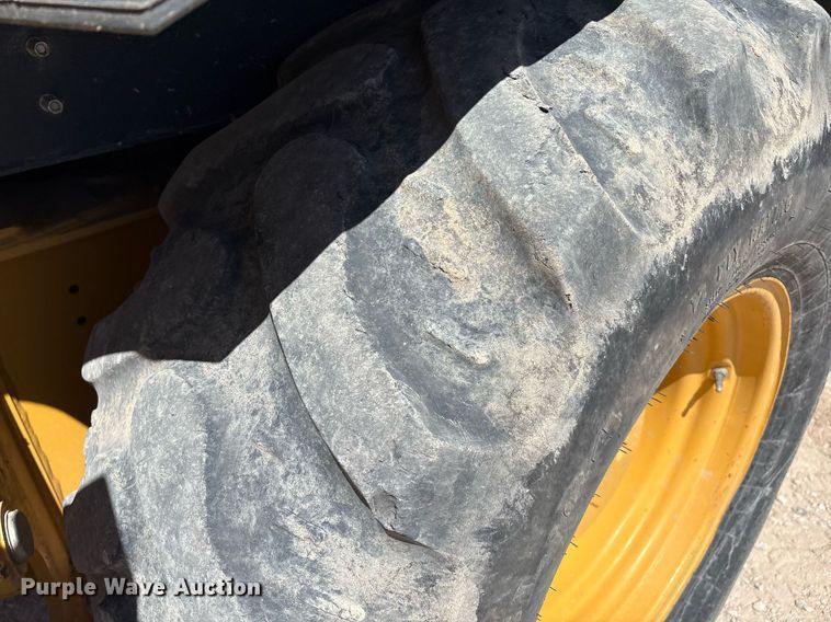 image for item DX8073 2018 John Deere 310SL backhoe