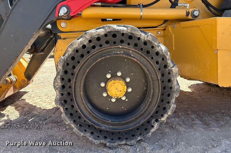 image for item DX8073 2018 John Deere 310SL backhoe