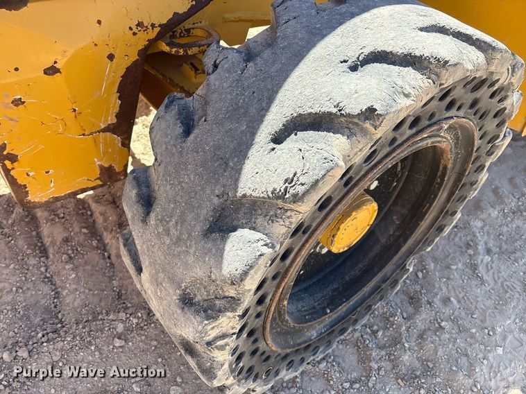 image for item DX8073 2018 John Deere 310SL backhoe