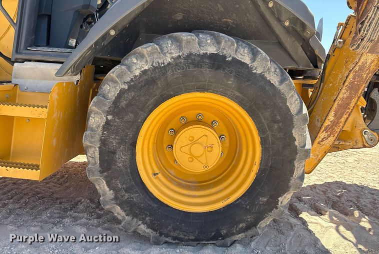 image for item DX8073 2018 John Deere 310SL backhoe