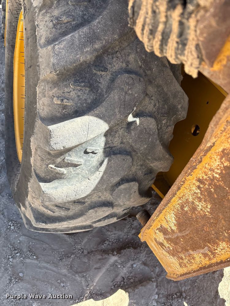 image for item DX8073 2018 John Deere 310SL backhoe