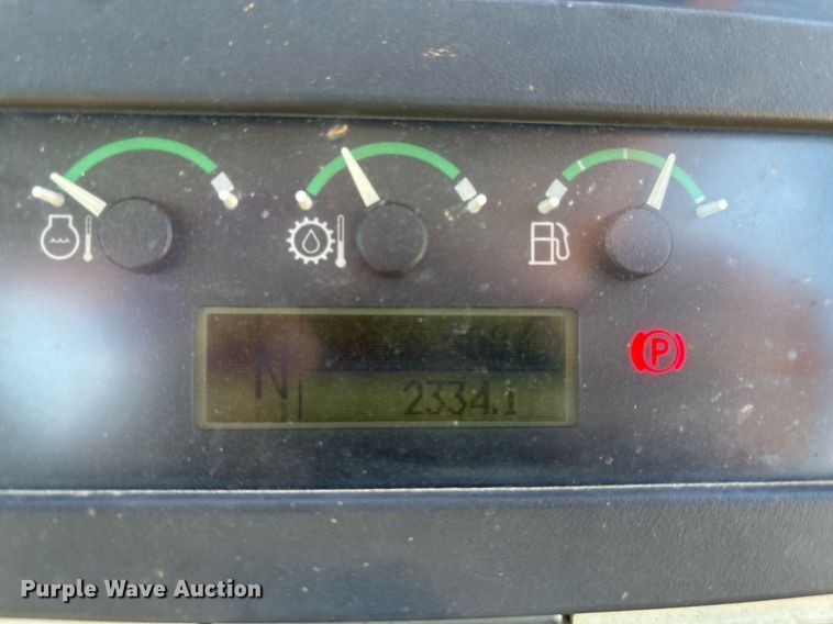 image for item DX8073 2018 John Deere 310SL backhoe