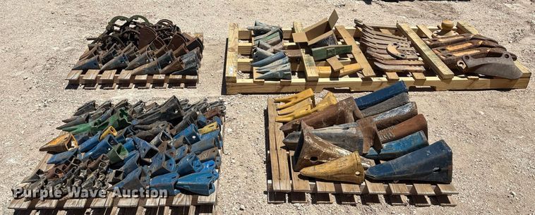 image for item DX8077 (5) pallets of bucket teeth