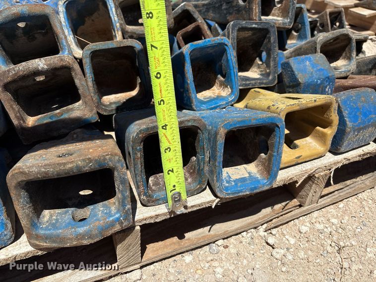 image for item DX8077 (5) pallets of bucket teeth