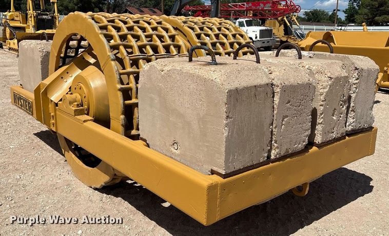 image for item DX8081 Hyster grid roller