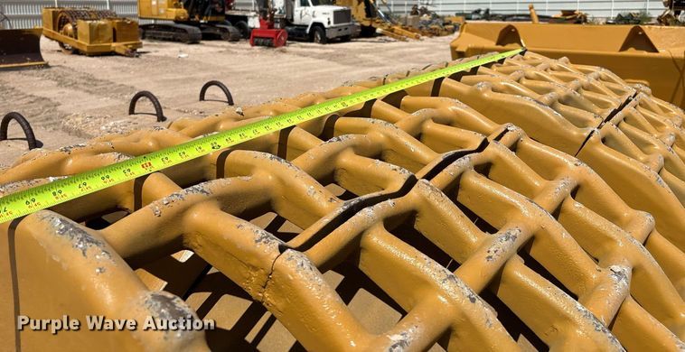 image for item DX8081 Hyster grid roller