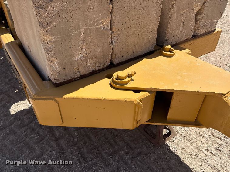 image for item DX8081 Hyster grid roller