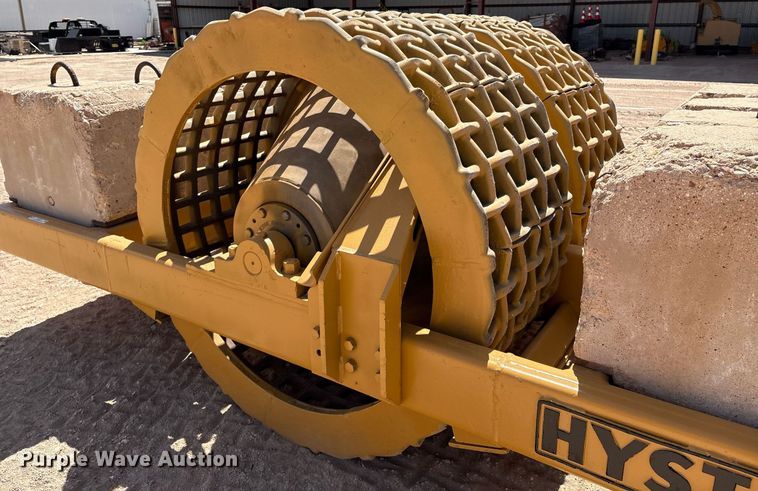 image for item DX8081 Hyster grid roller