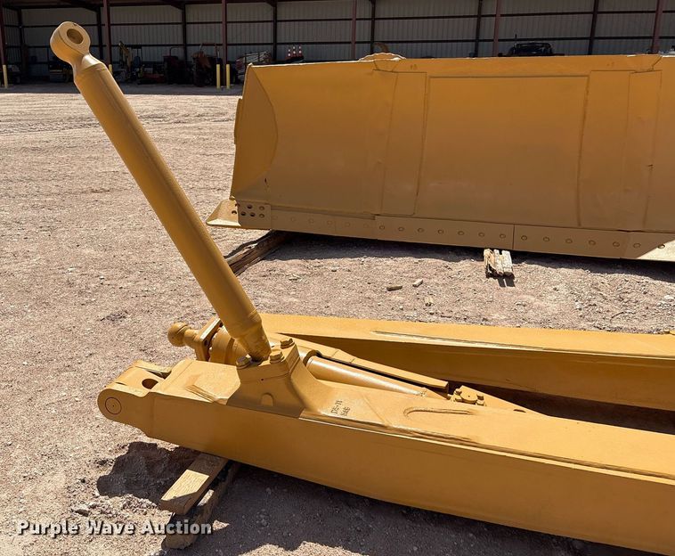 image for item DX8082 Dozer parts
