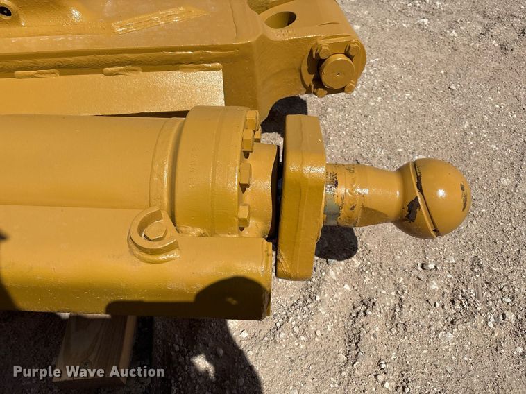 image for item DX8082 Dozer parts