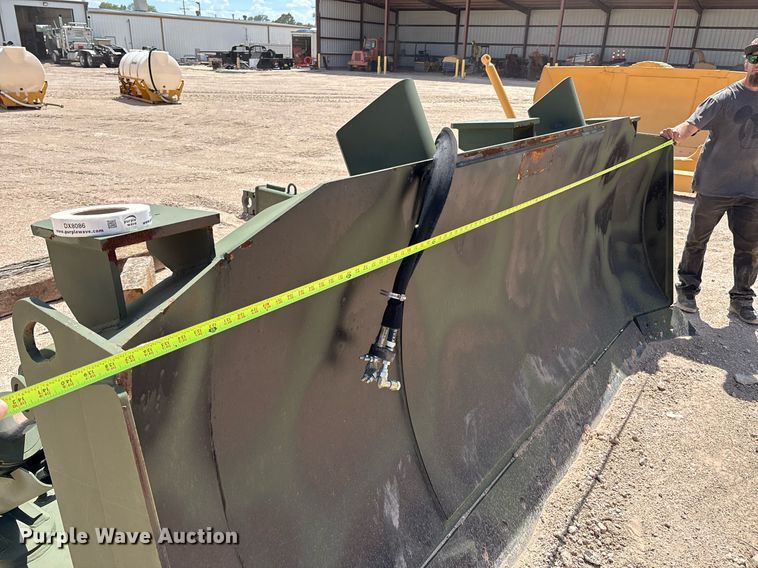 image for item DX8083 Dozer blade