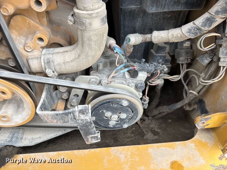 image for item DY0440 2015 Caterpillar 289D tracked skid steer loader