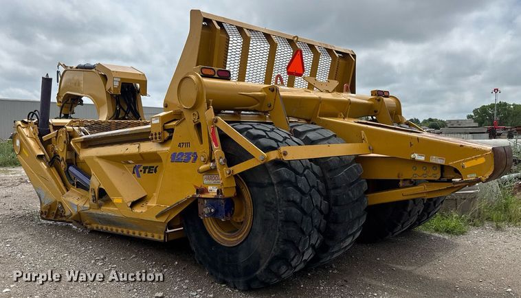 image for item DY0442 2016 K-Tec 1237 scraper