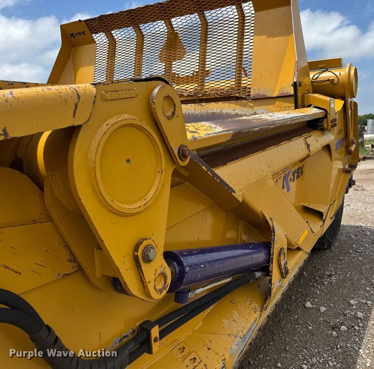 image for item DY0442 2016 K-Tec 1237 scraper