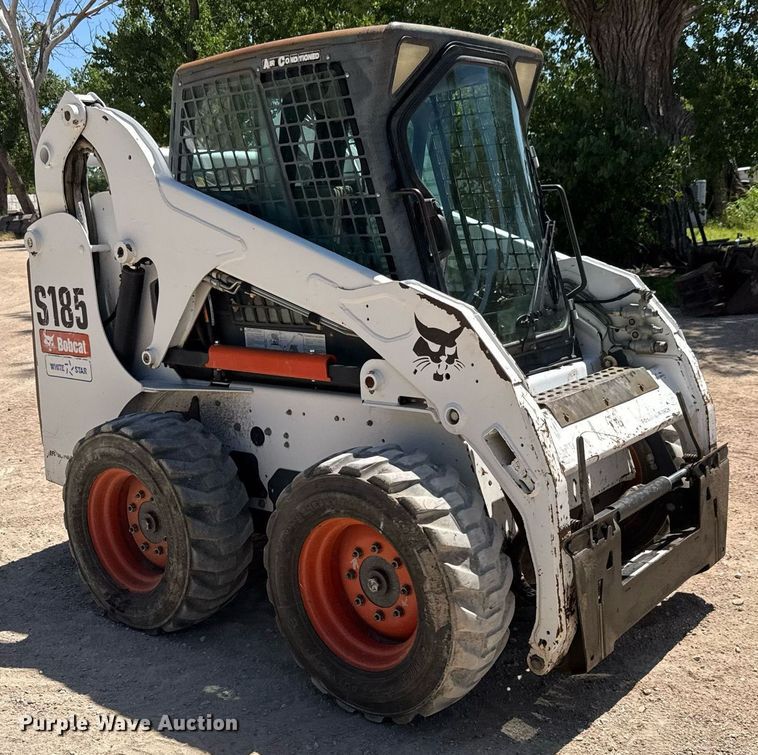 MINI CARGADOR SOBRE RUEDAS 2006 BOBCAT S185