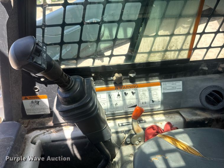 image for item DY0453 2006 Bobcat S185 skid steer loader